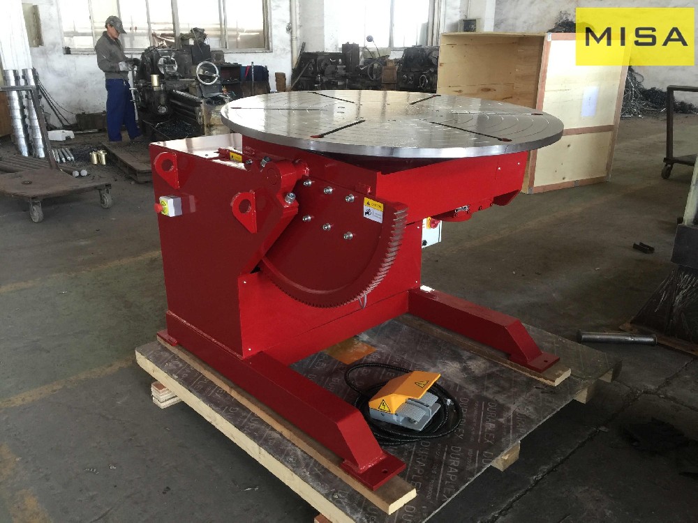 5t Fixed Welding Positioner With 0~90° Turong Angle And Φ1000mm Table