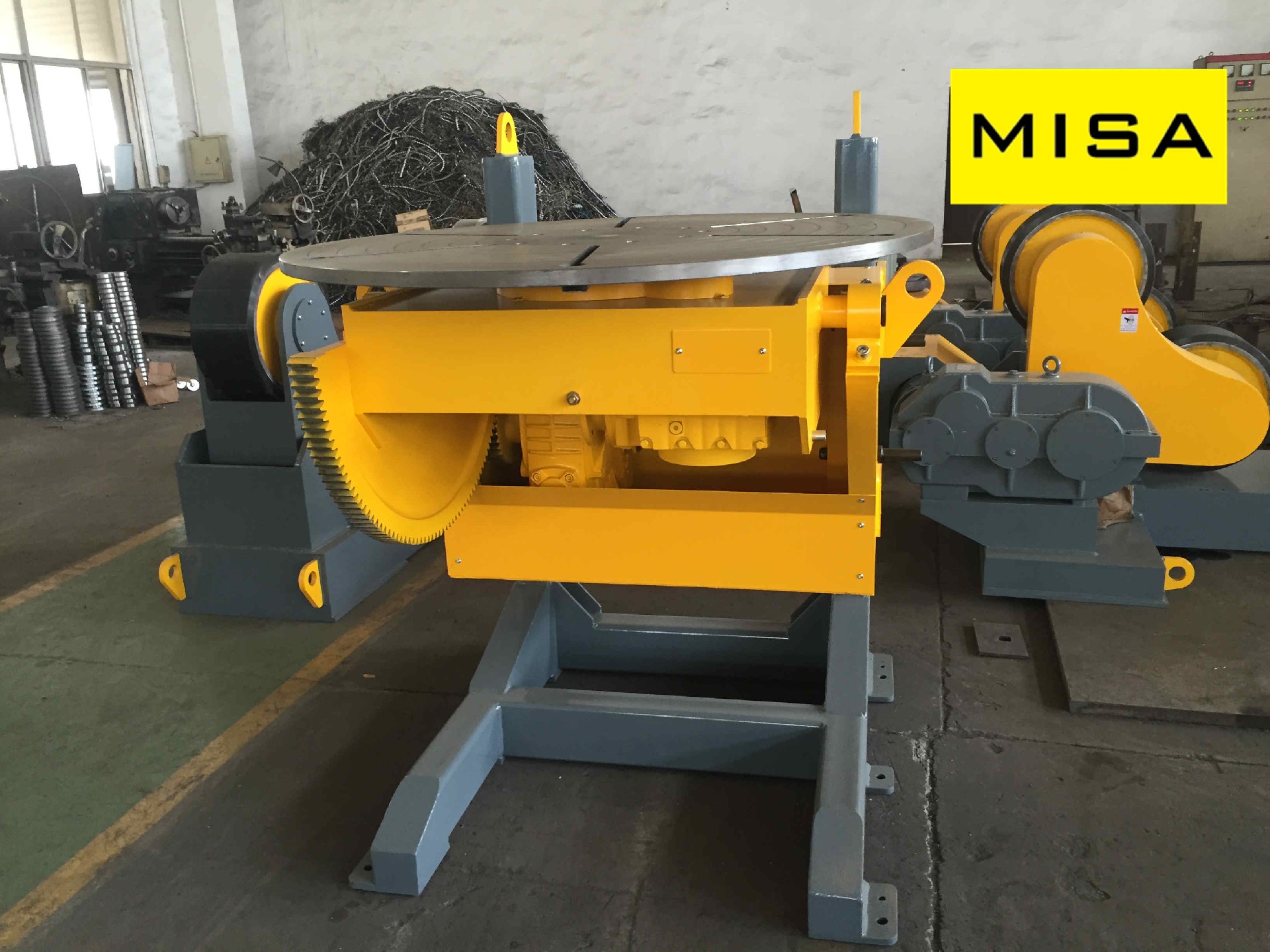 Manual Elevating Welding Positioner 1500mm Faceplate / Motorized Tilting