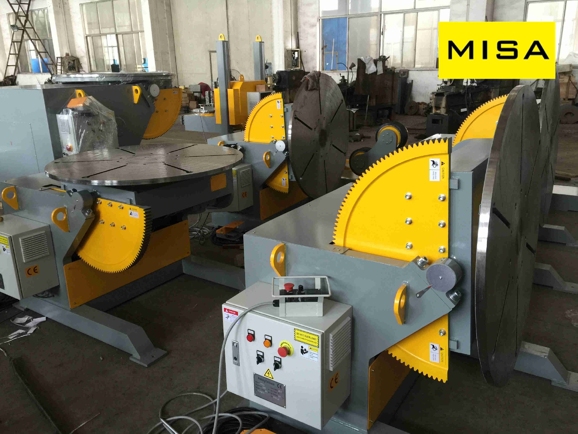 HBJ-30 Yellow Fixed Welding Positioner With Horizontal Turning Table And 5 JAWS Chuck